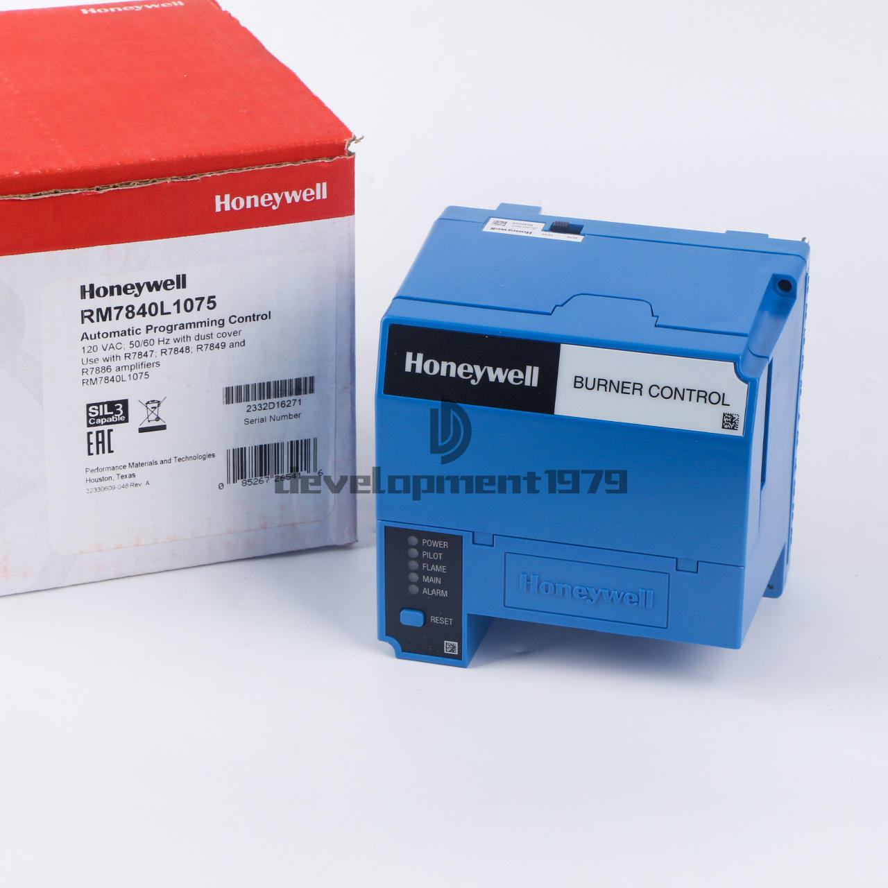 new 1PC  Honeywell RM7840L 1075 RM7840L1075 burner control