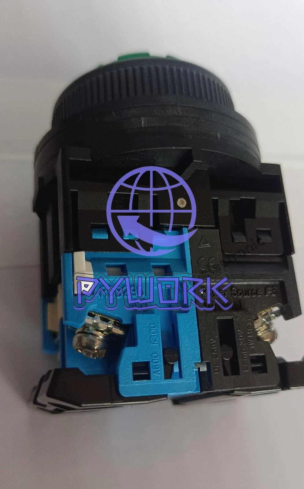 1Pcs AR30E0L-10E3G AR30EOL Illuminated button~