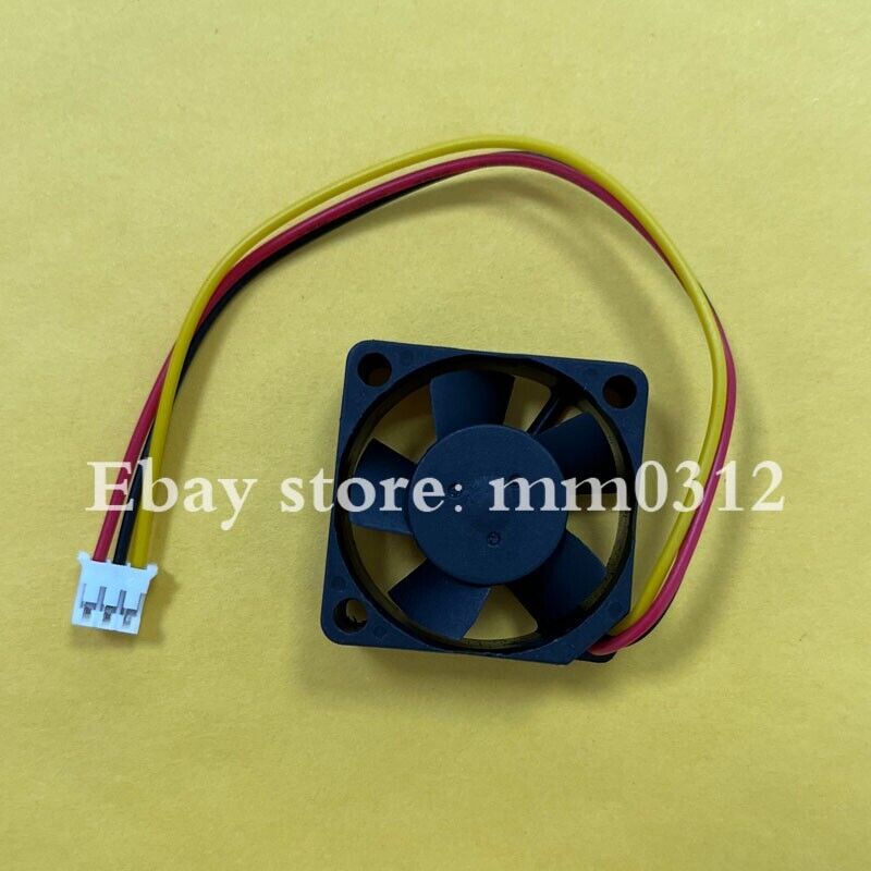 new 1pcs SUNON GM1203PHV1-8A 12V 1.0W 3CM 3015 3-wire silent cooling fan