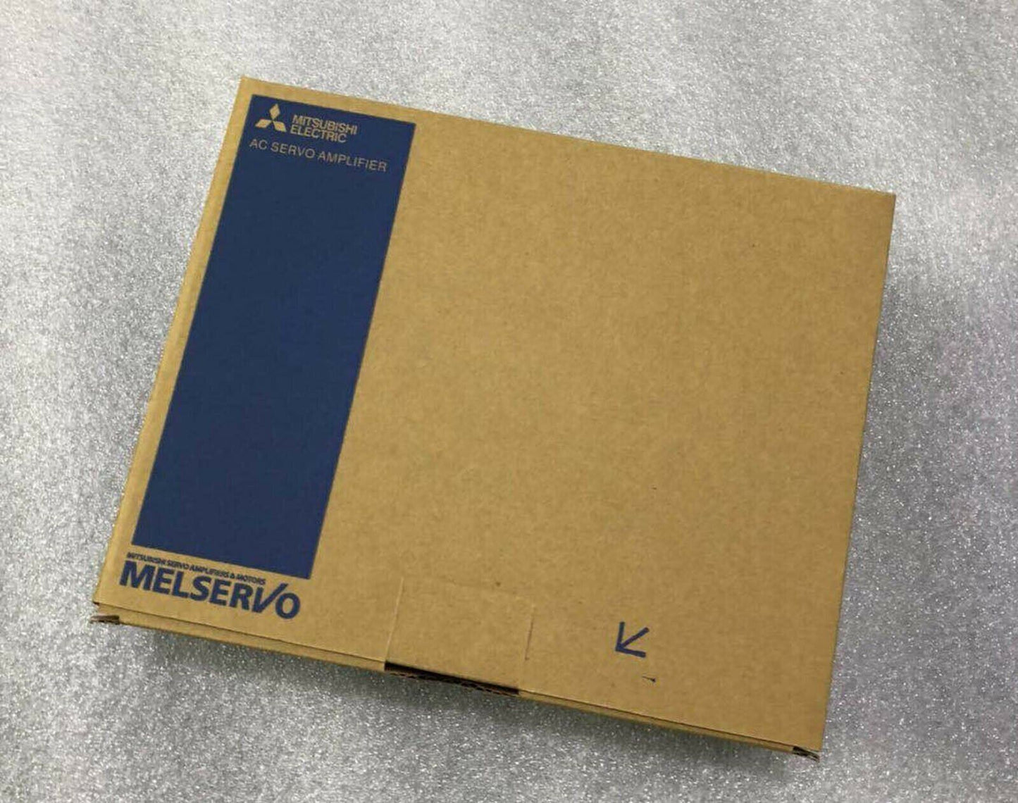 Mitsubishi AC SERVO DRIVER MR-J3-100T SERVO DRIVER year - MITSUBISHI