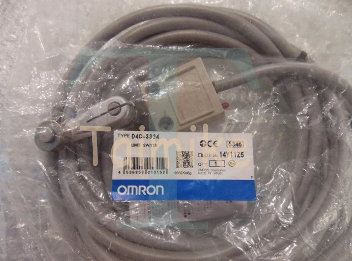 1PCS Omron D4C-3324 D4C3324 Limit Switch - Free Shipping