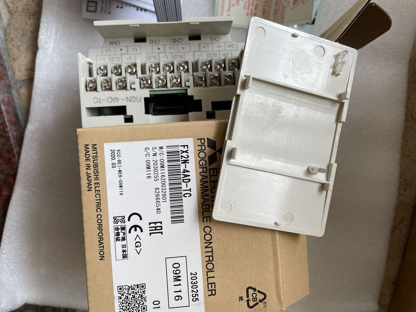 new 1PC Mitsubishi FX2N-4AD-TC FX2N4ADTC - MITSUBISHI