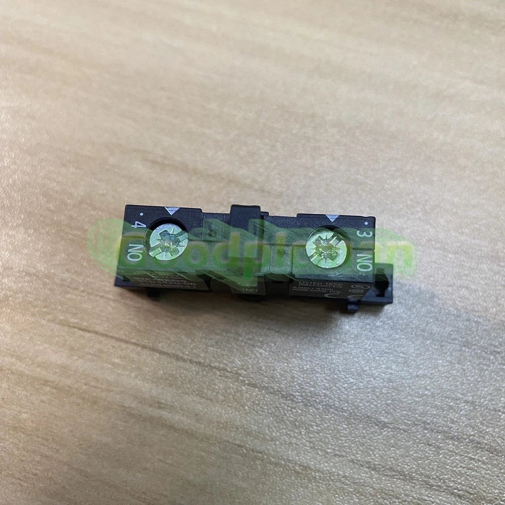 1PCS 3SB3420-0B button contact