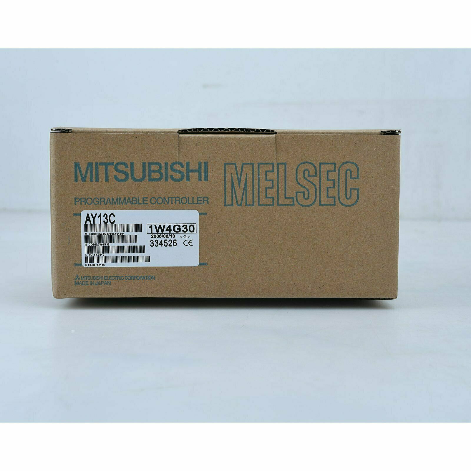 1PC Mitsubishi IN BOX PLC Output Module AY13C - One Year - MITSUBISHI