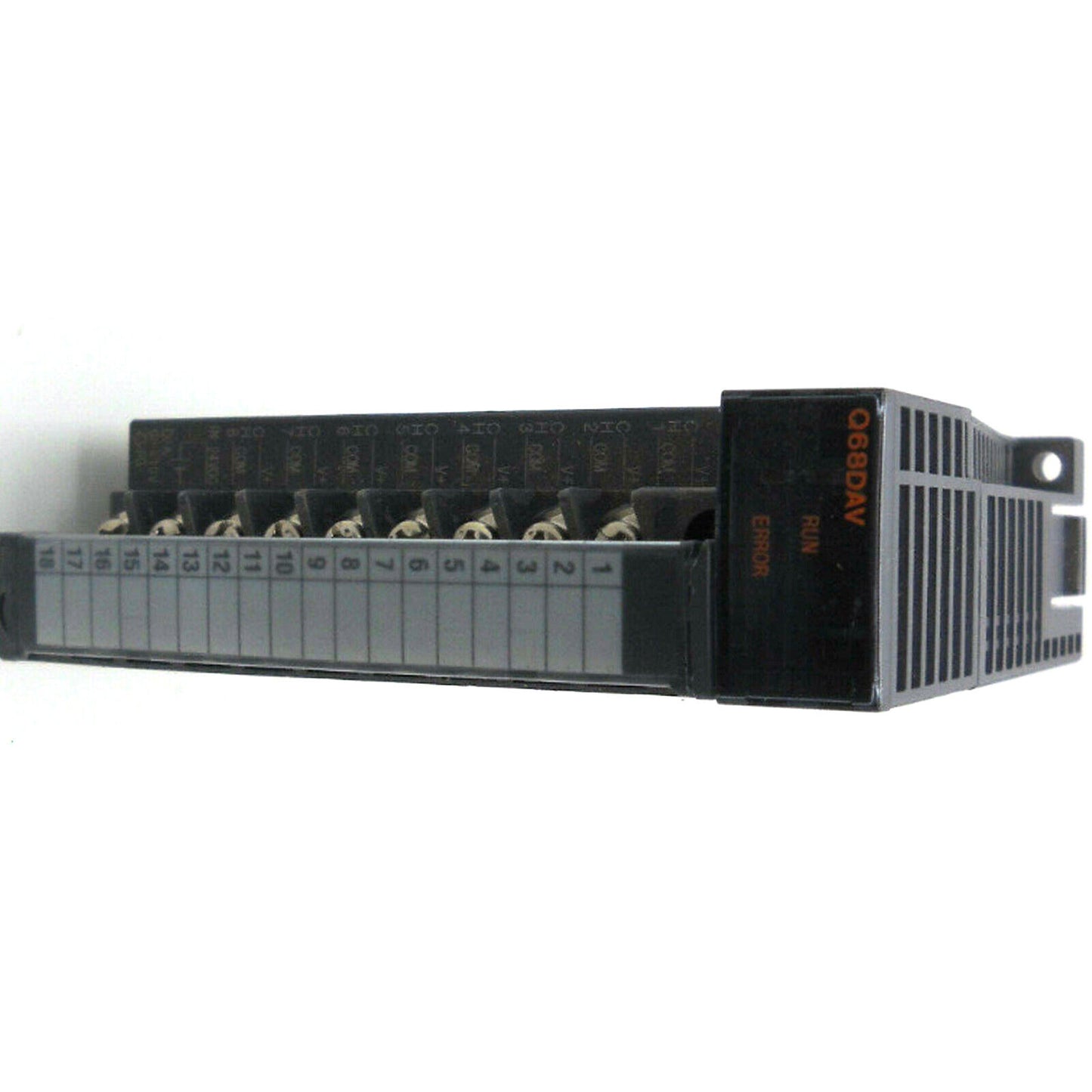 Mitsubishi Q68DAV 8-Channel Digital-Analog Converter Output Module - MITSUBISHI