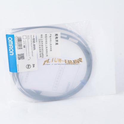 new 1PC OMRON E32-D32L Fiber optic sensor - OMRON