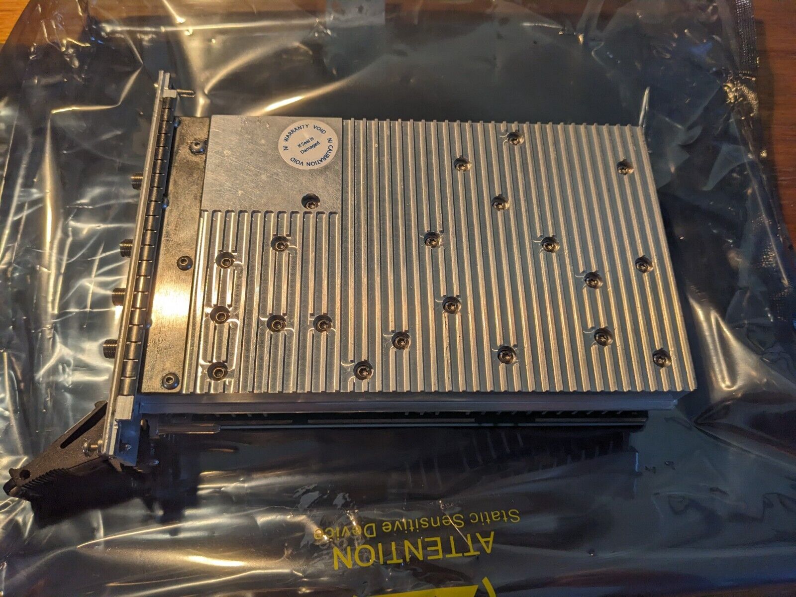 National Instruments NI PXIe-5653 RF Analog Signal Generator 8.3GHz with 2.5GHz Bandwidth - NATIONAL INSTRUMENTS