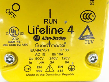 Allen Bradley 440E-L13043 Series E Switch - ALLEN BRADLEY