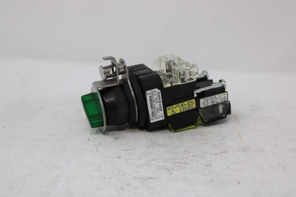used Allen Bradley 800HC-24HRGH2KB63A Selector Switch - ALLEN BRADLEY
