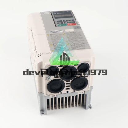 1Pcs YASKAWA A1000 AC Drive CIMR-AU4A0009FAA Frequency converter
