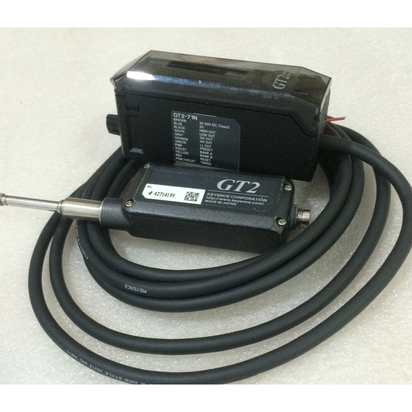used ONE KEYENCE GT2-71N Laser displacement sensor - KEYENCE