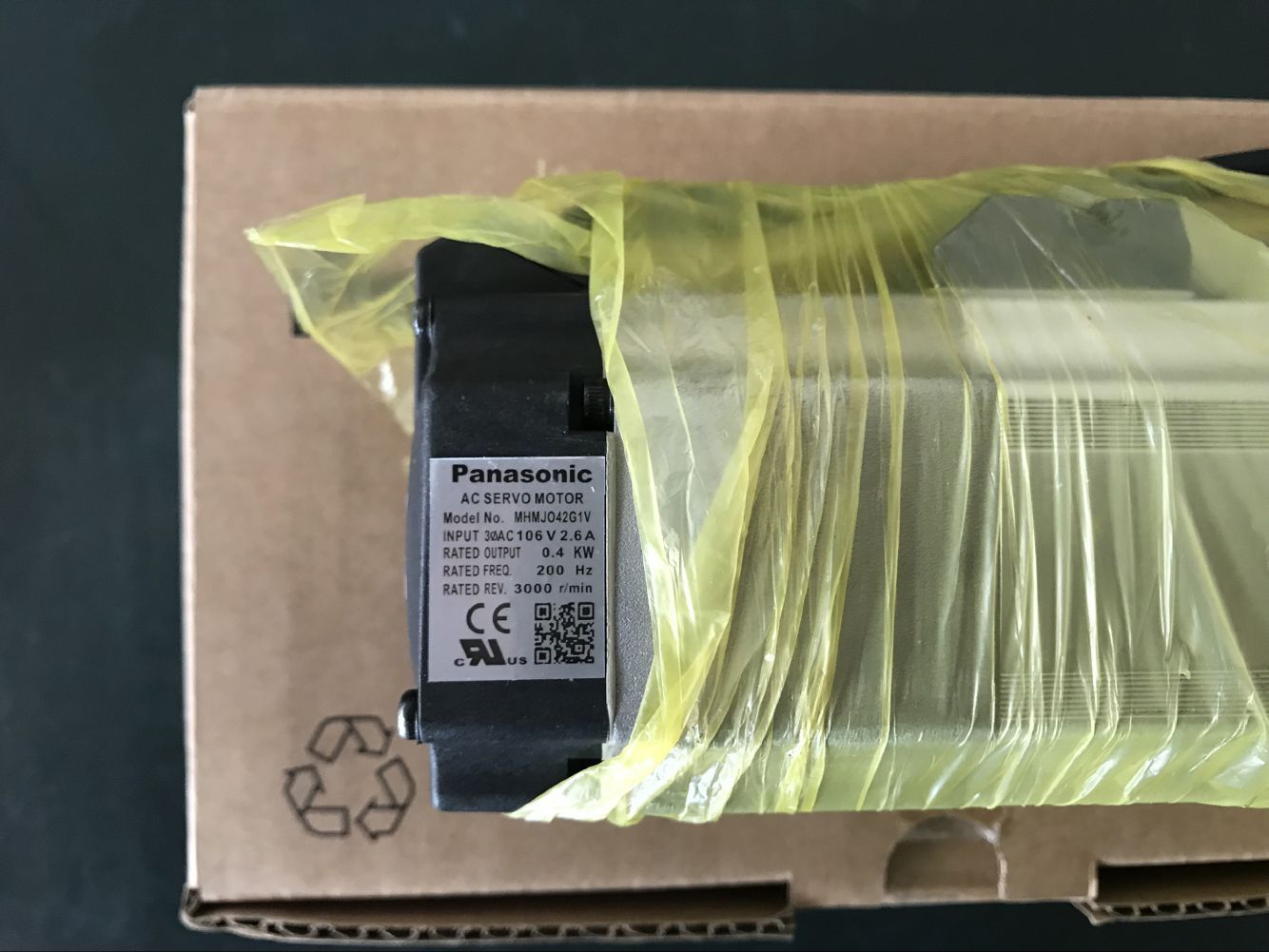 1PC PANASONIC AC SERVO MOTOR MHMJ042G1V