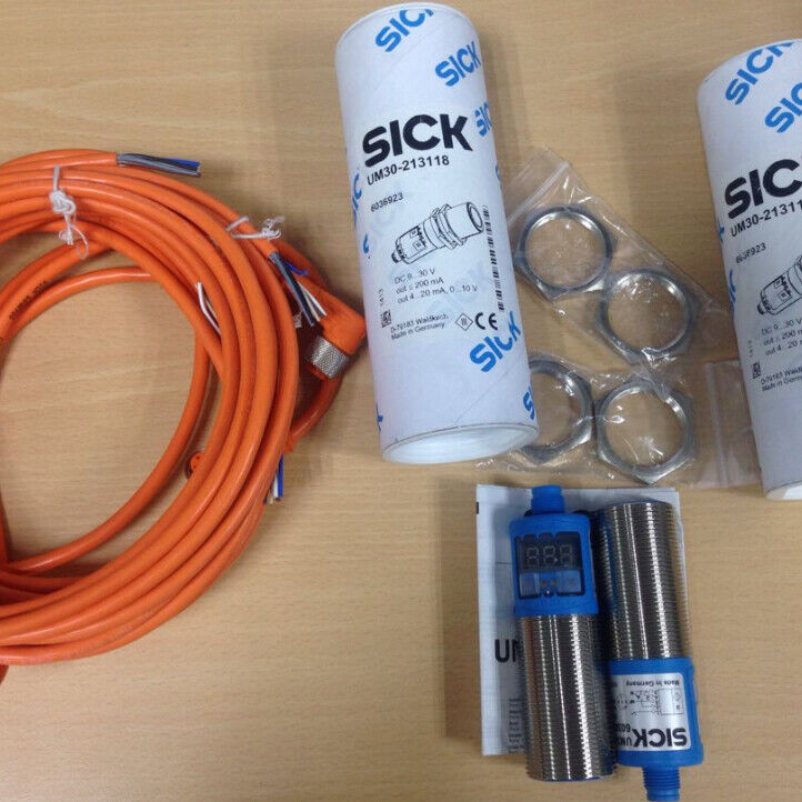 new 1 piece   sick UM30-213118 Ultrasonic Sensor ship