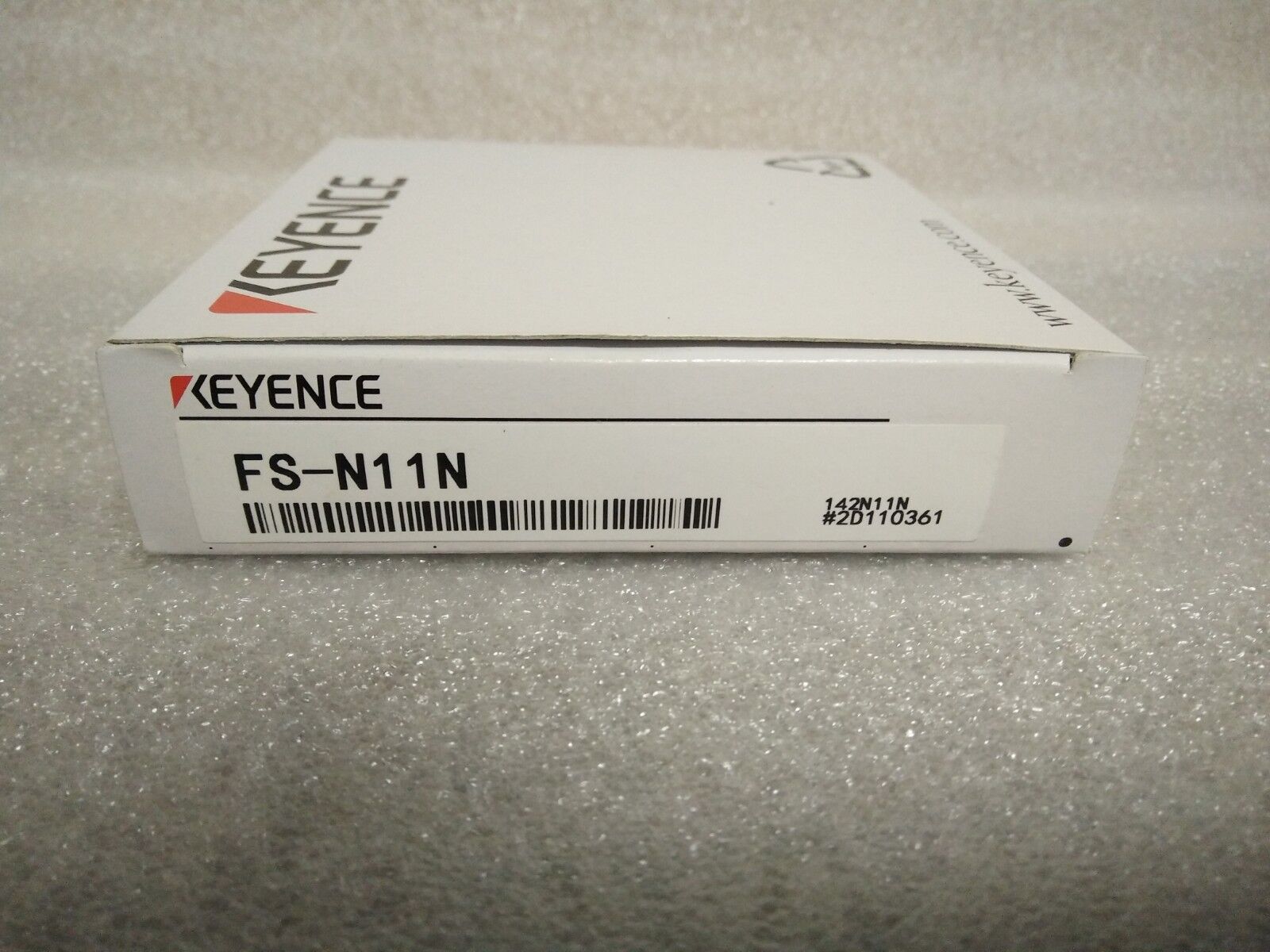 new  KEYENCE FS-N11N Sensor Amplifier FSN11N Fiber Optic Sensor Shiping