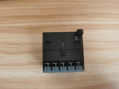 new 1PC ABB B6-30-01 220V Contactor - ABB