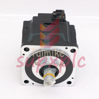 Yaskawa SGMPS-04ADK-HA12 Servo Motor SGMPS04ADKHA12 1PCS