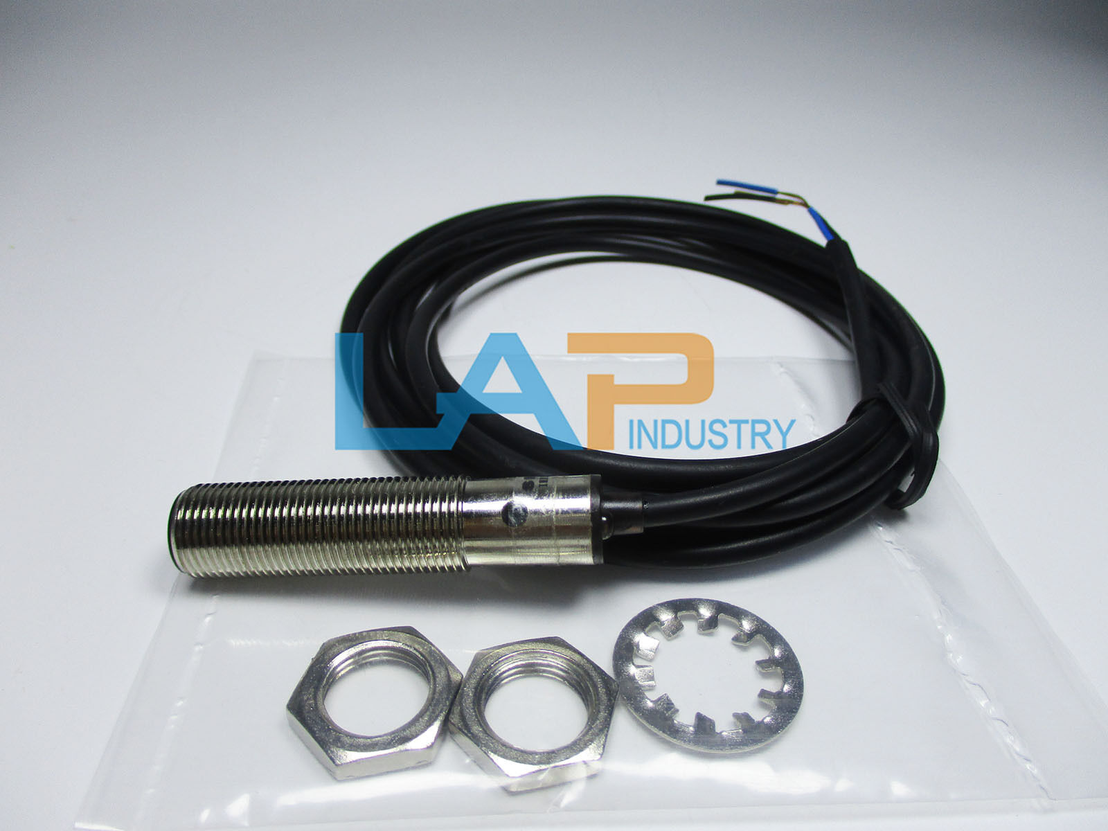 new 1PC  For Allen-Bradley Inductive Proximity Sensor  872C-D3NP12-E2