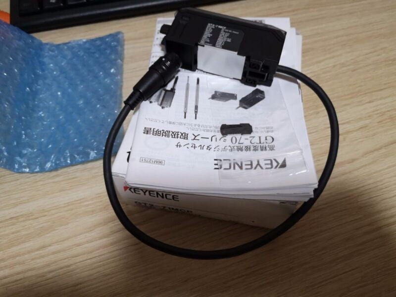 Keyence GT2-71MCP Intelligent Series Amplifier