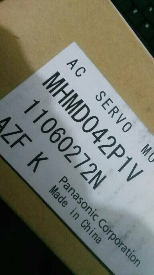 Panasonic MINAS Ac Servo Motor MHMD042P1V, 1-Year Warranty - PANASONIC