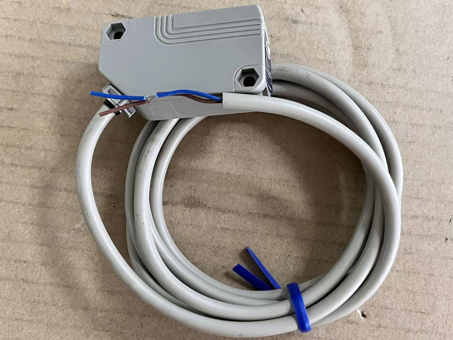 new For SUNX NX5-M10RBD photoelectric switch sensor