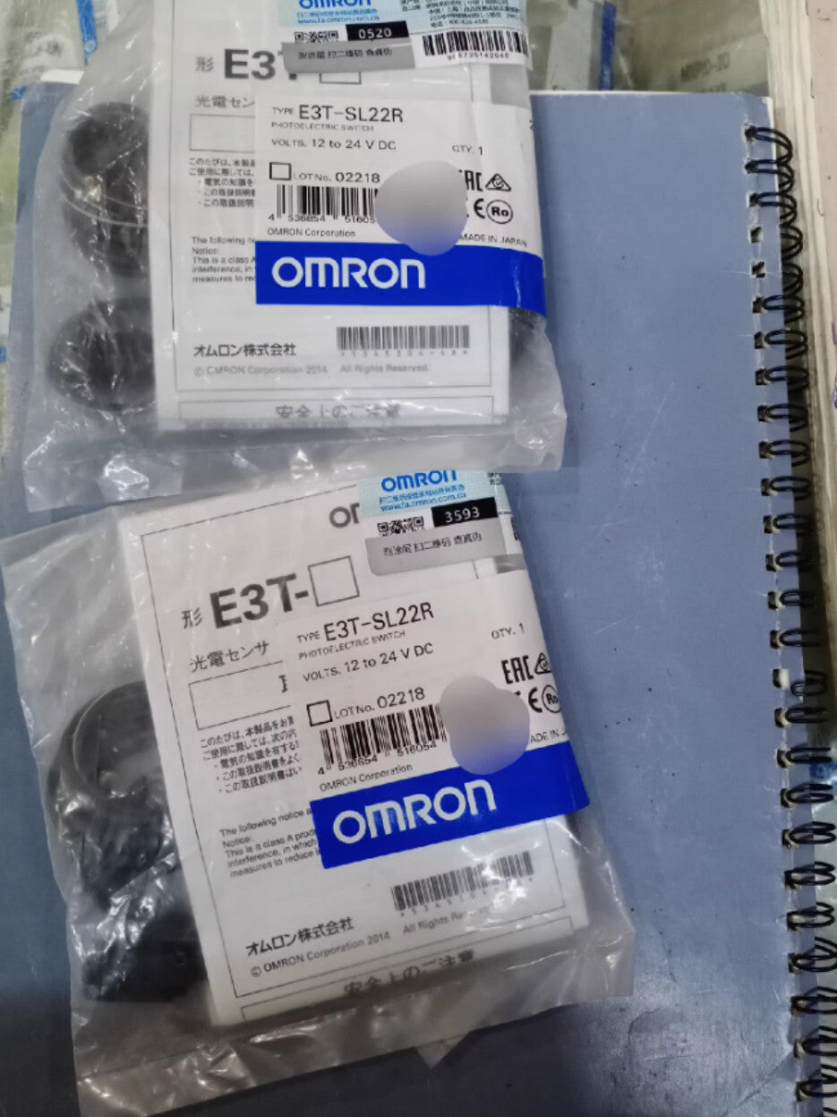 1PC Omron E3T-SL22R E3TSL22R Photoelectric Switch Free Ship