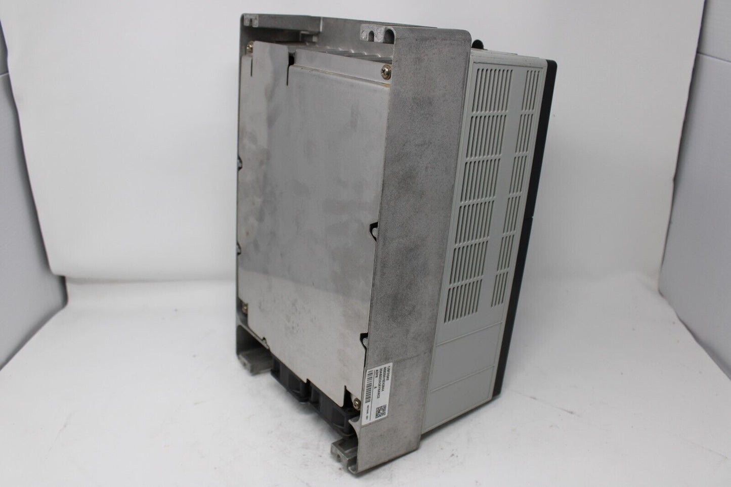 used Allen Bradley 20AB022A3AYNANC0 PowerFlex 70 - ALLEN BRADLEY