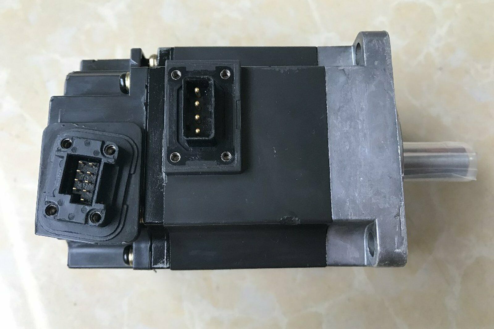 Mitsubishi HF-KP23JK-S8 200W AC Servo Motor – Used Condition - MITSUBISHI