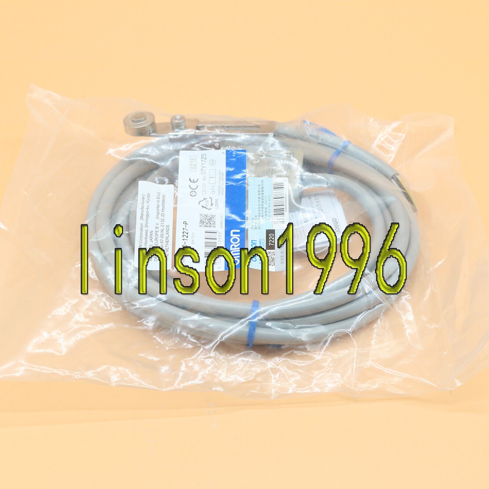 Omron D4C-1227-P Limit Switch - OMRON