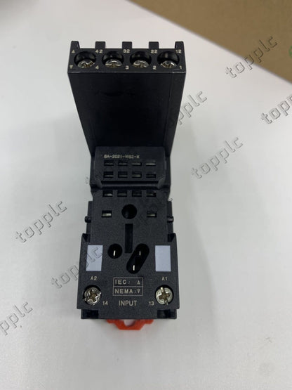 new Fst in box Schneider Relay Socket RXZE2S114M - SCHNEIDER