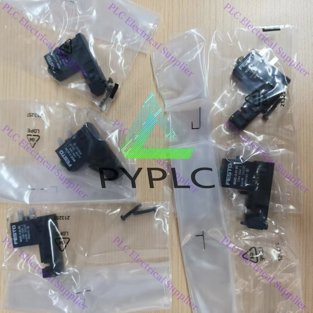 MSZC-3-21DC One FESTO Solenoid Valve MSZC-3-21DC Fast Delivery 0.65W