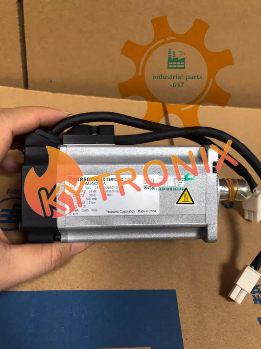 Panasonic AC Servo Motor MHMJ042P1A In Box 1PCS