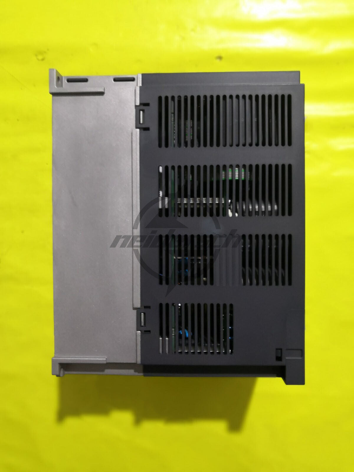 used ONE MITSUBISHI Servo Drive MR-J3-500B4 - MITSUBISHI