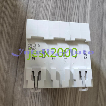 Delixi-DZ47 -125 3P 1pcs switch breaker 125A