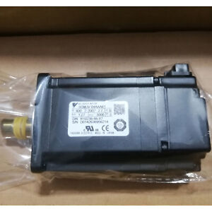 1PC Yaskawa SGMJV-04AAA61 Servo Motor - Compact Unit - YASKAWA