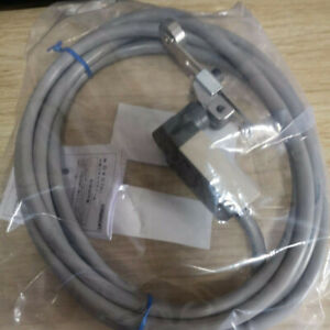 Omron D4C-1227-P Limit Switch - Precision and Reliability - OMRON