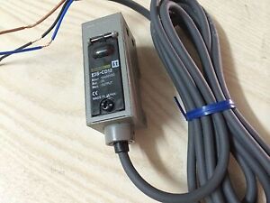 Omron E3SCD12 Proximity Sensor Switch - OMRON