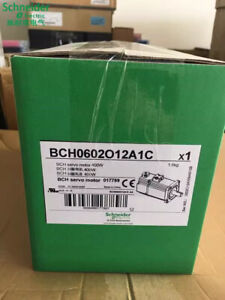 1PC New Schneider BCH0602O12A1C Servo Motor 400W in Box - SCHNEIDER