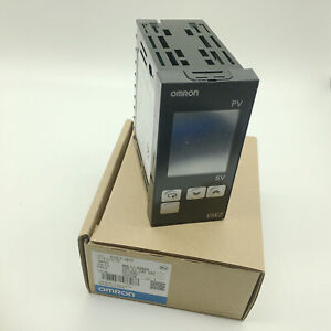 Omron E5EZ-Q3T Temperature Controller - Precision Control Device - OMRON