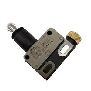 Omron D4E-1D10N Limit Switch - New in Box - OMRON