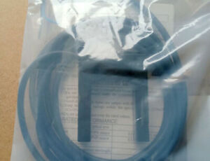 Omron E3Z-G62-M3J Photoelectric Switch Sensor - Reliable Detection - OMRON