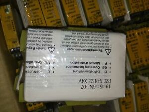 PILZ 774400 Safety Relay 24V DC Power Relay NEW IN BOX - PILZ