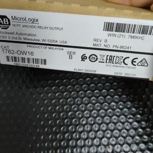 Allen Bradley MicroLogix PLC Output Module 1762-OW16 B - ALLEN BRADLEY