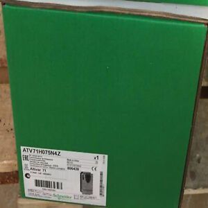 New Schneider Inverter ATV71H075N4Z in box - SCHNEIDER