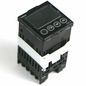Omron E5CN-HC2M-500 Temperature Controller - OMRON