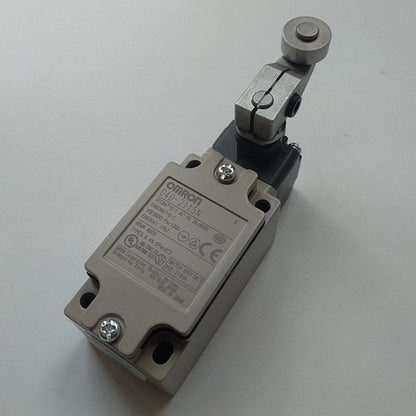 Omron D4B-2115N Limit Switch D4B2115N One Free Shipping