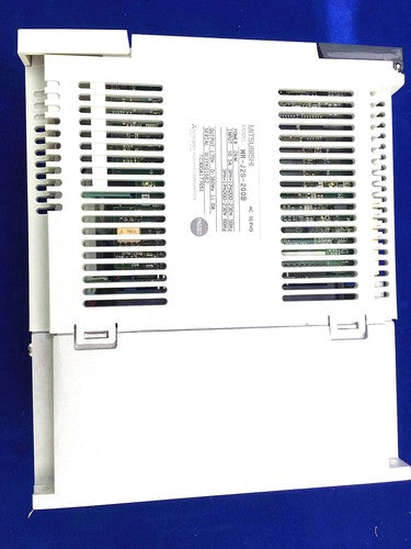 Mitsubishi MR-J2S-200B Servo Drive In Box 1PC ping MRJ2S200B