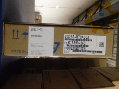 Yaskawa SGD7S-R70A00A Servo Driver 1PC ping