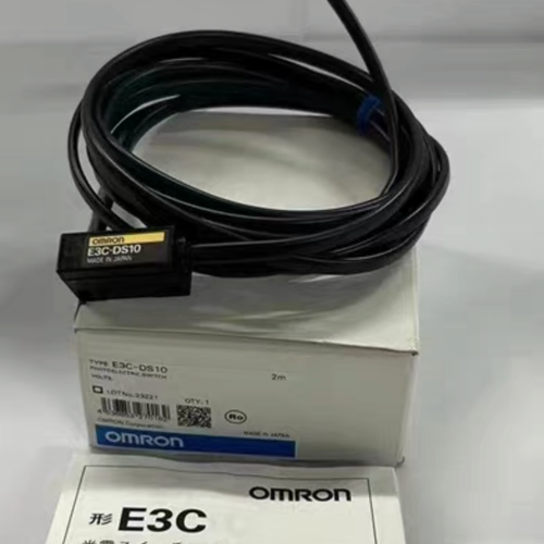 Omron E3C-DS10 Photoelectric Switch E3CDS10 One Free Shipping