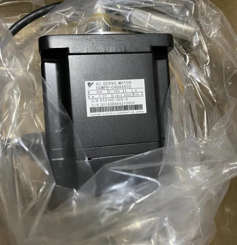 Yaskawa SGMPH-04DAA6CD Servo Motor 1PC ping SGMPH04DAA6CD