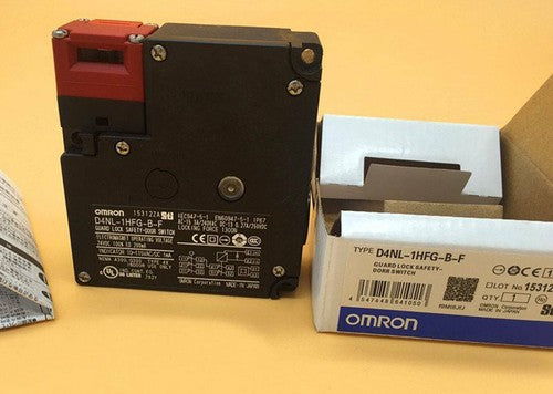 OMRON D4NL-1HFG-B-F Safety Door Switch D4NL1HFGBF One Free Shipping